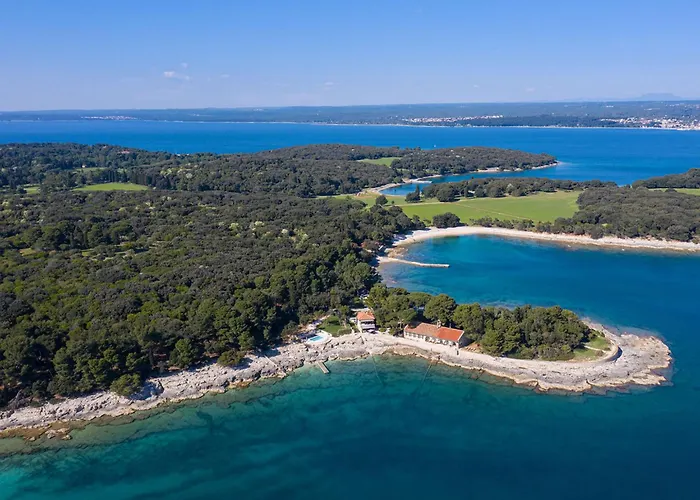 Dubravka By Interhome بولا